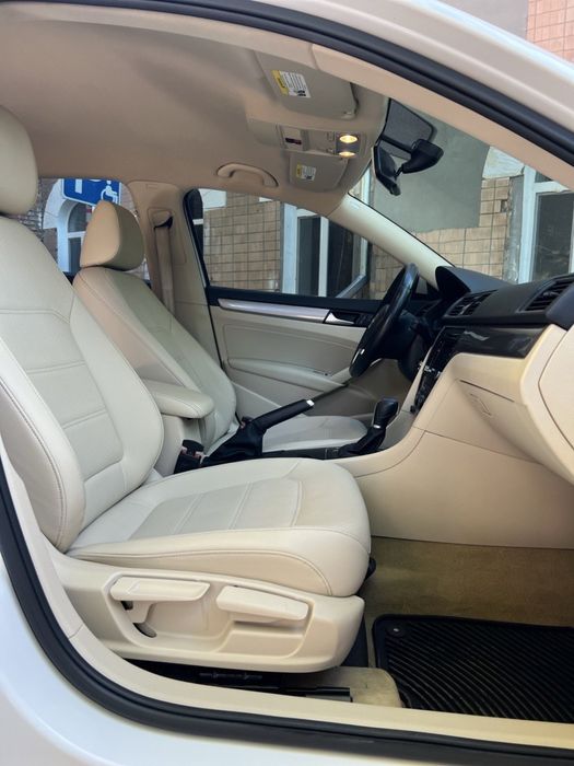Продам Volkswagen Passat 2014