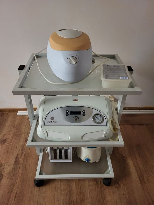 Pomocnik kosmetyczny stolik na kółkach gabinet GIOVANNI