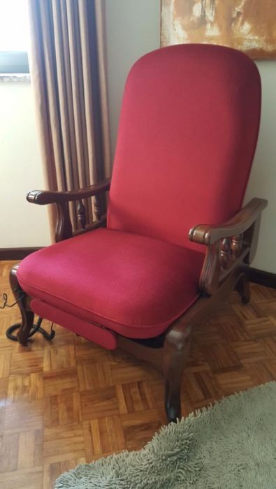 Cadeira elétrica marca EVERSTYL