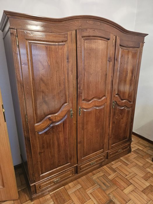 Guarda Vestidos / Armário