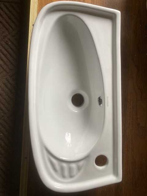 Umywalka ścienna KERRA 510x250