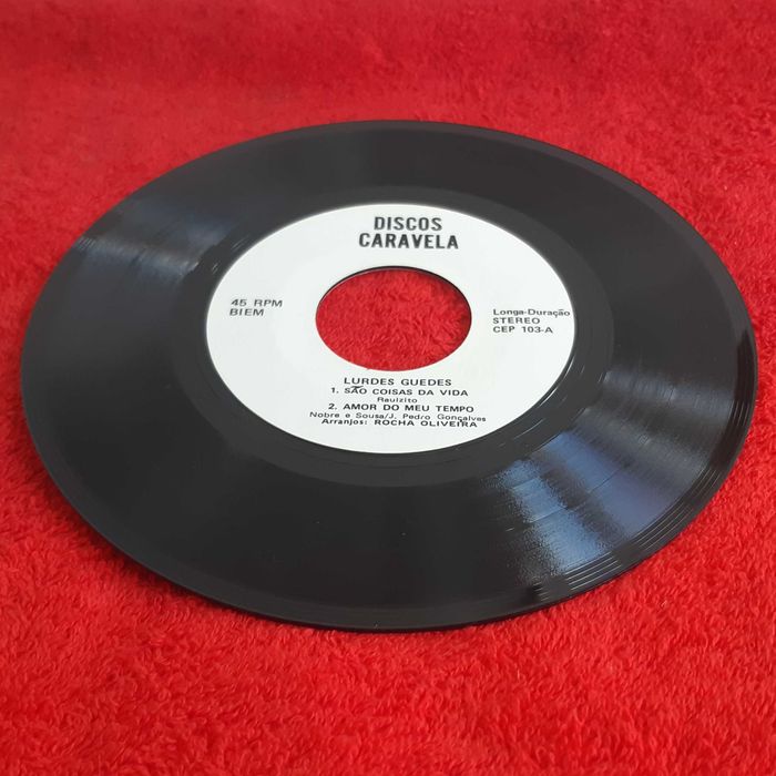 Disco Vinil Single EP Lourdes Guedes c/ dedicatória Autografada