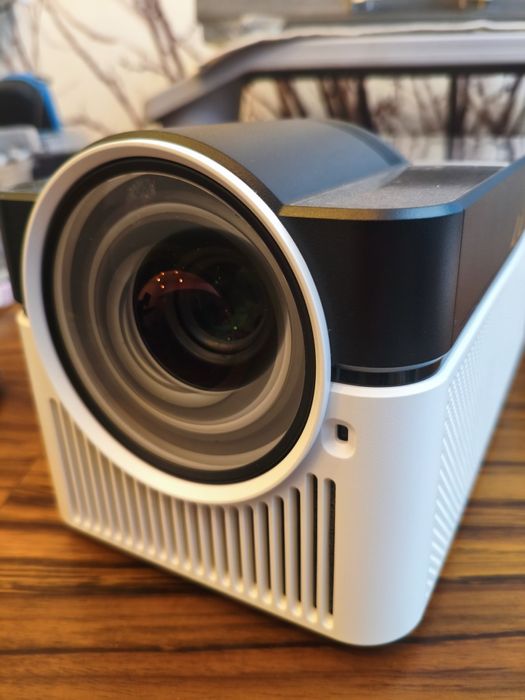 Projektor krótkiego rzutu Magcubic HY450, native 1080P, 100" z metra