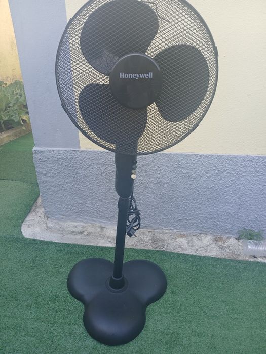 Ventoinha de pé Honeywell