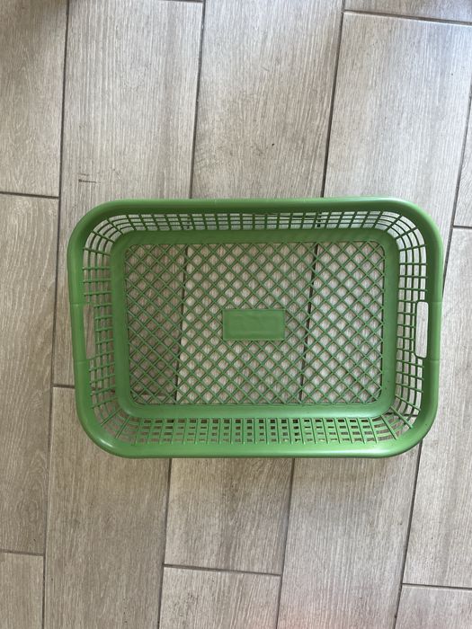 Vendo cestos da roupa em varios tamanhos e cores