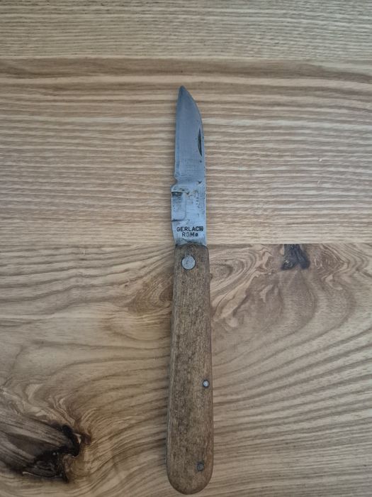 Dwa scyzoryki Gerlach - PRL
