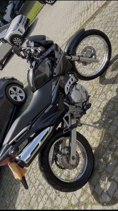 Falcon nx 400 ( NAO TEM CAPACETE )