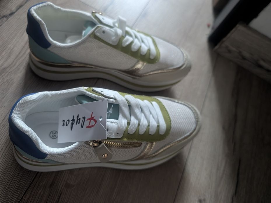 Buty z Flyfoz nie używane