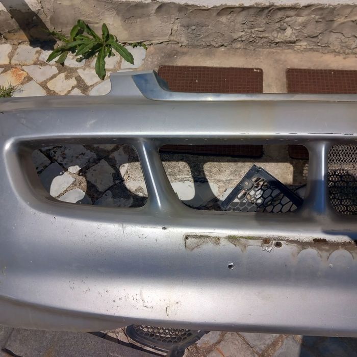 Para choques frente hyundai h1 ano 2001
