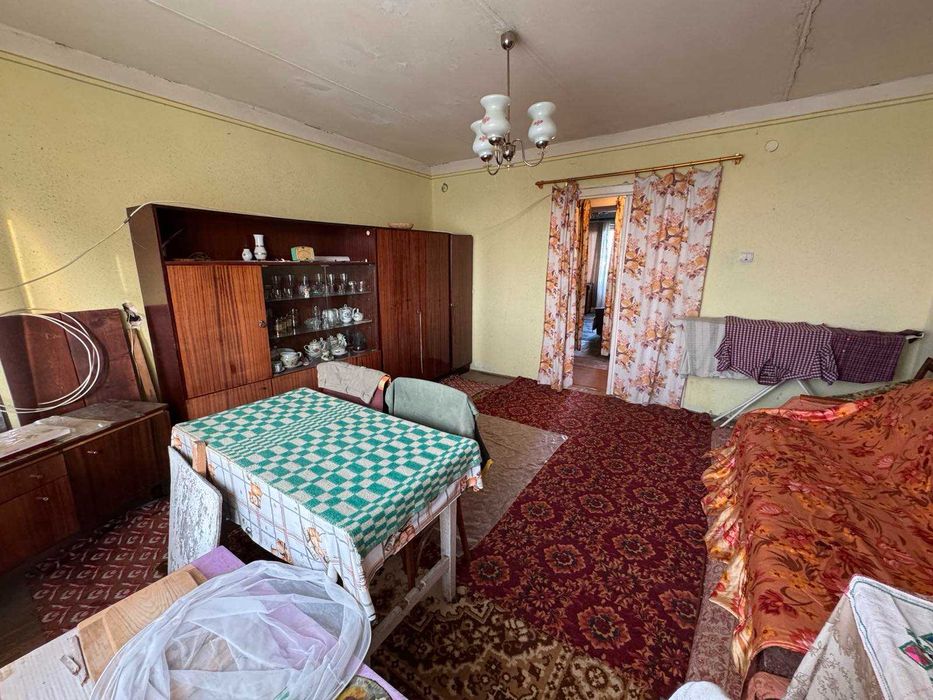 Продаж 4-х кімнатної квартири, під ремонт, вул. Коваліва, м. Борислав!