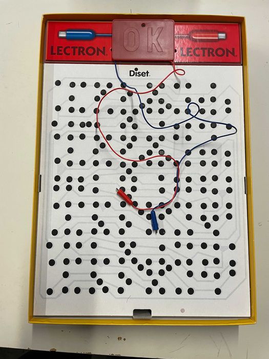 Jogo didático para crianças dedicado aos meios de locomoção