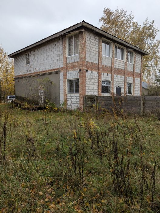 Продається приміщення після реконструкції і 25 сот в с. Буків