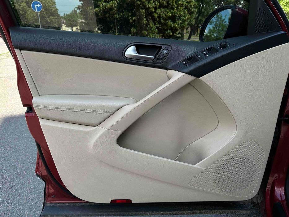 Продам Volkswagen Tiguan 2015р автомат AISIN.
