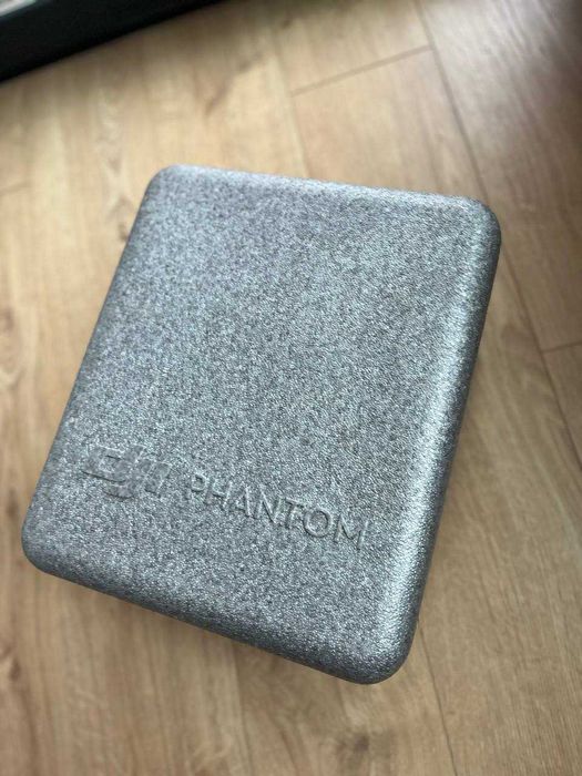 DJI Phantom 4, komplet, +1 bateria