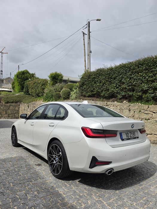 Bmw 330e hibrido plug-in nacional