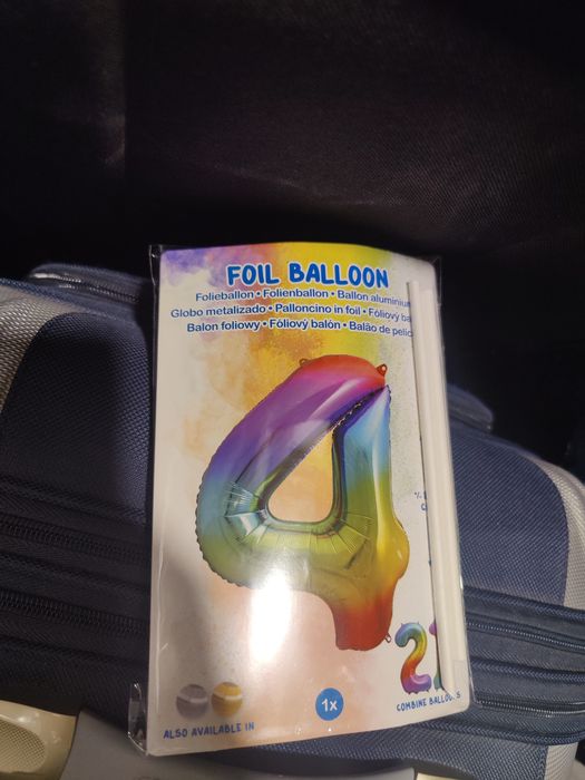 Zestaw balonów foliowych na 4 udodIziny