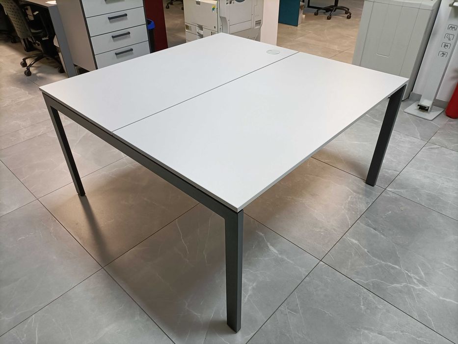 Biurko podwójne wielostanowiskowe dwuosobowe 2 osobowe 140cm x 140 cm