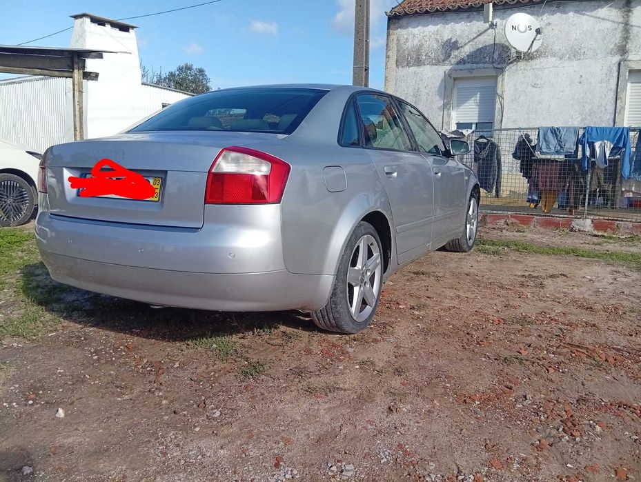 Troco Audi A4 1.9 TDI pd130