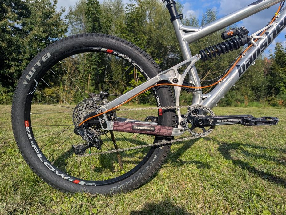 Banshee Rune V2 27.5 DVO FOX