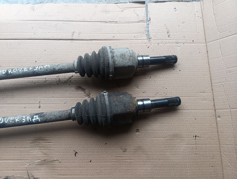 Полувісь полуось зад Land rover Freelander 1 Фрелендер