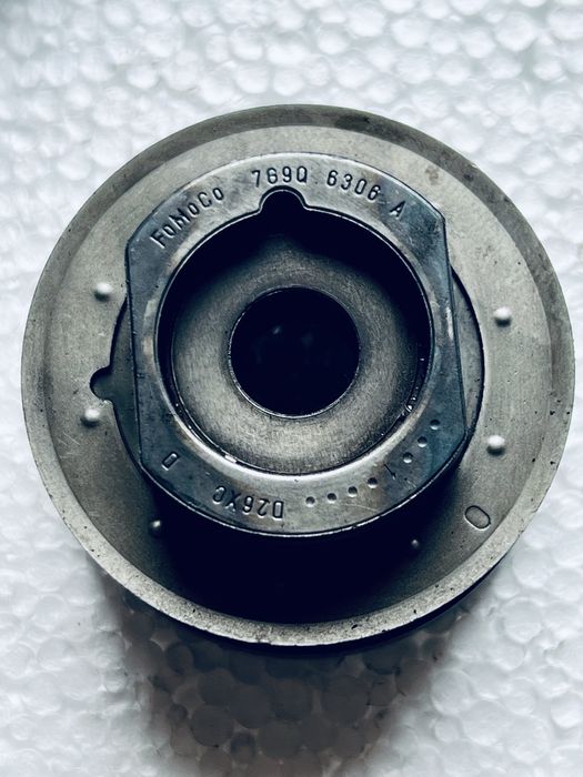 Шестерня коленвала ГРМ шкив привод Ford Focus Galaxy Форд фокус 1,8