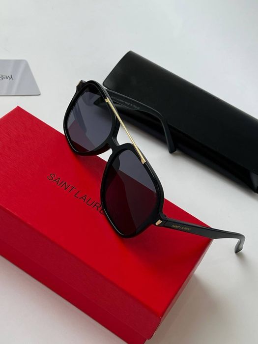 Сонцезахисні окуляри YSL тренд 2026