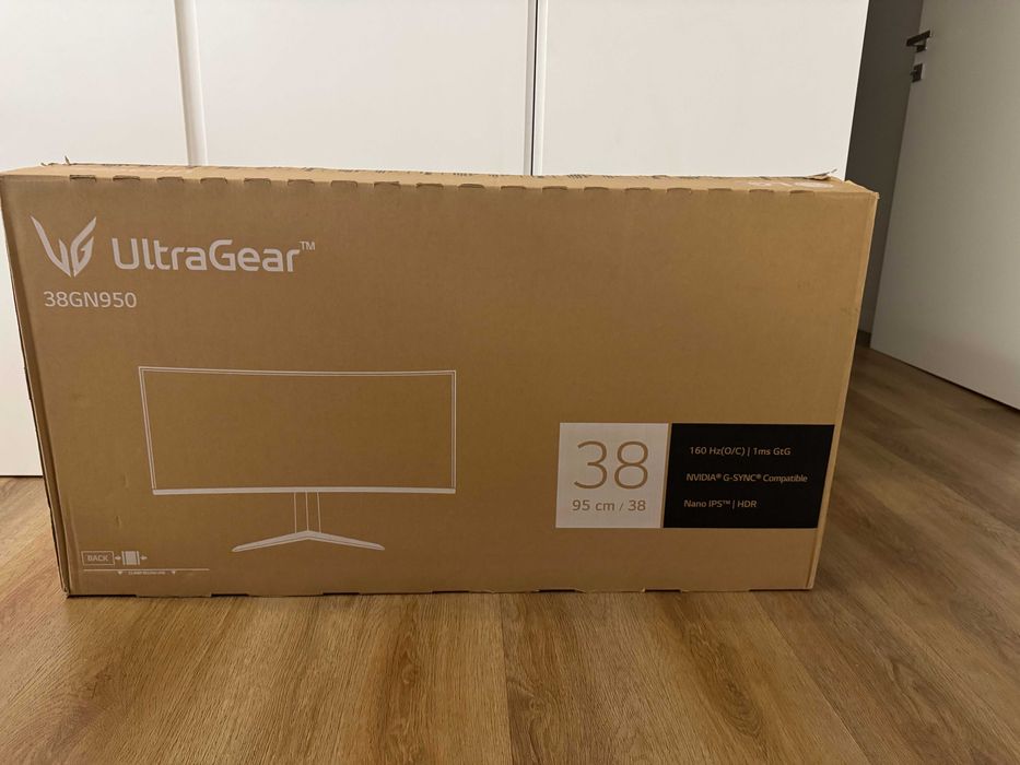 LG 38" UltraGear 38GN950B Monitor, IPS QHD+, 160Hz, G-Sync Curved, with Box64584249460227122