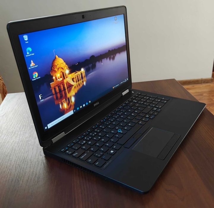 Dell E5570 15,6"FullHD/Intel i5/SSD