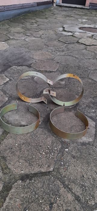 Obejmę ,opaskę metalowa duża .Cena za sztuke .