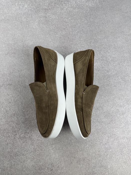 Чоловічі замшеві лофери