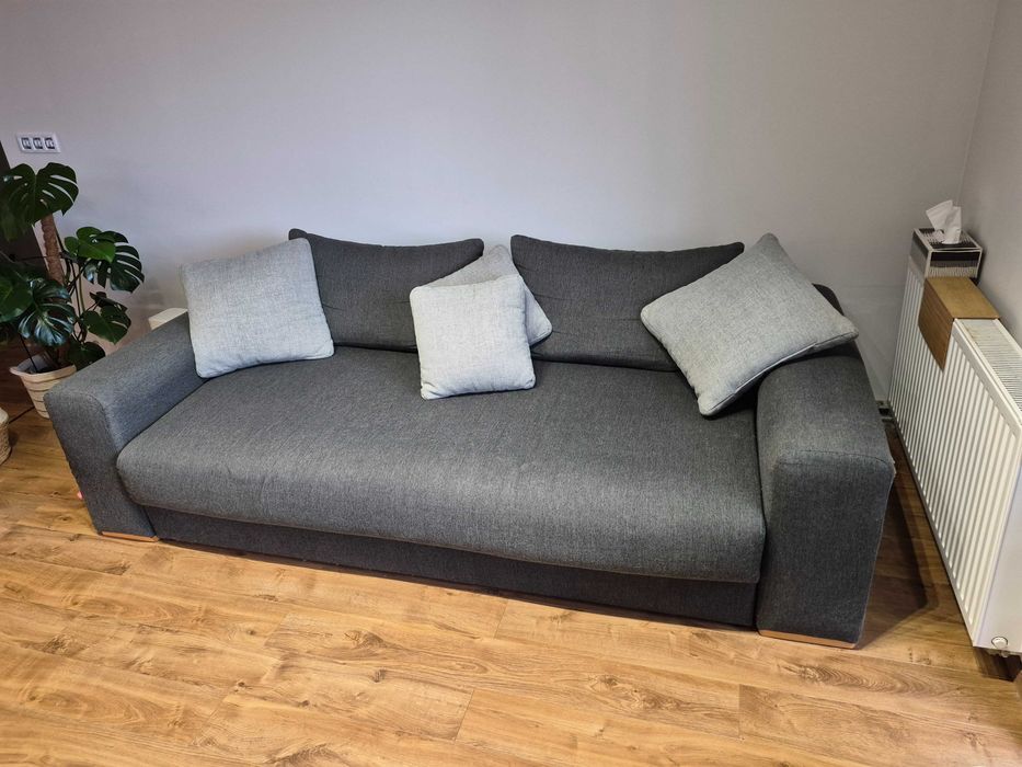 Duża szara rozkładana sofa BRW