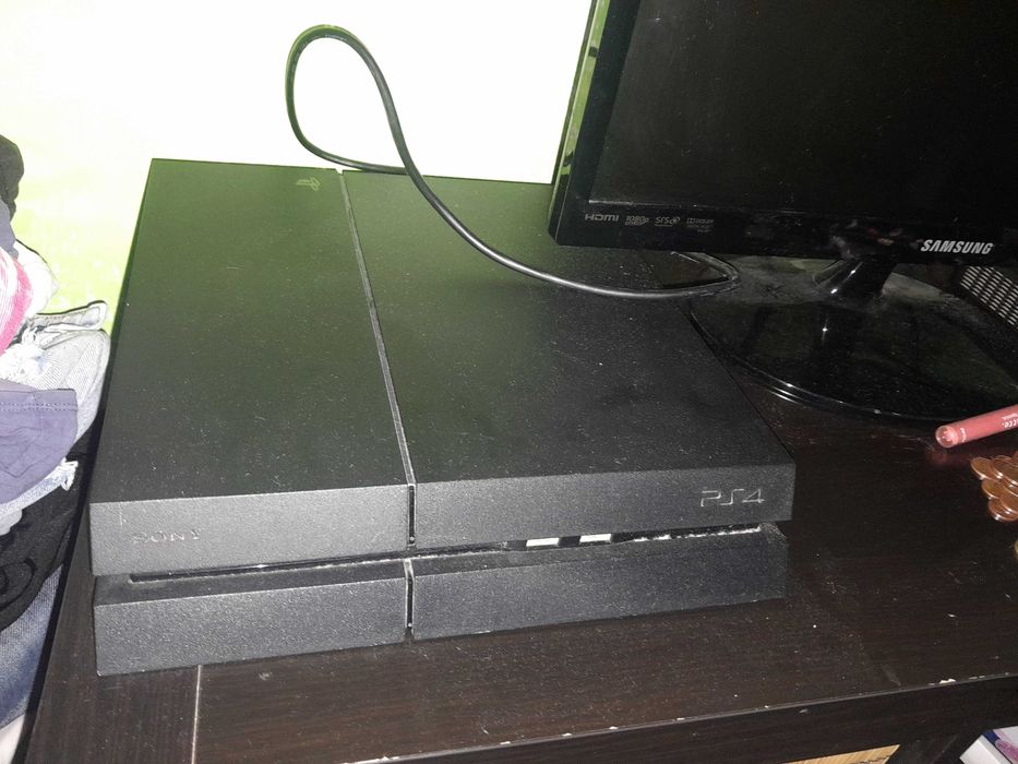 Playstation 4 + Farcry6