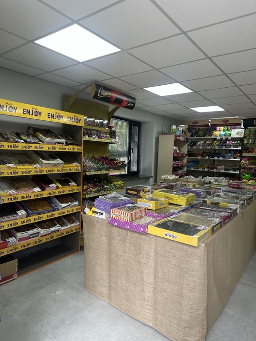 Продам комерційне приміщення район 5 школи ,вул.Перемоги