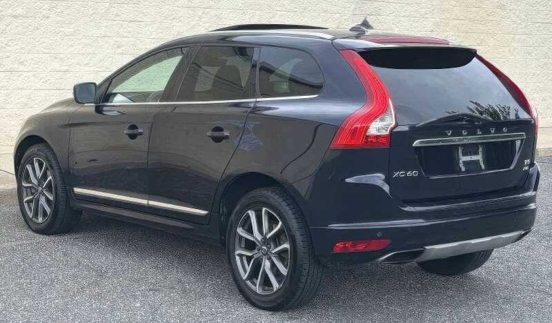 2016 Volvo XC60 T5 Platinum