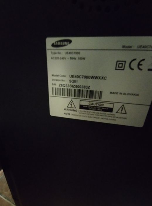 Televisão Samsung UE40C7000 40” LED Full HD Smart TV | com problema no ecra