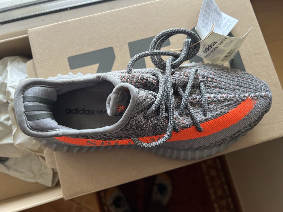 Yeezy boost 350 v2 beluga reflective