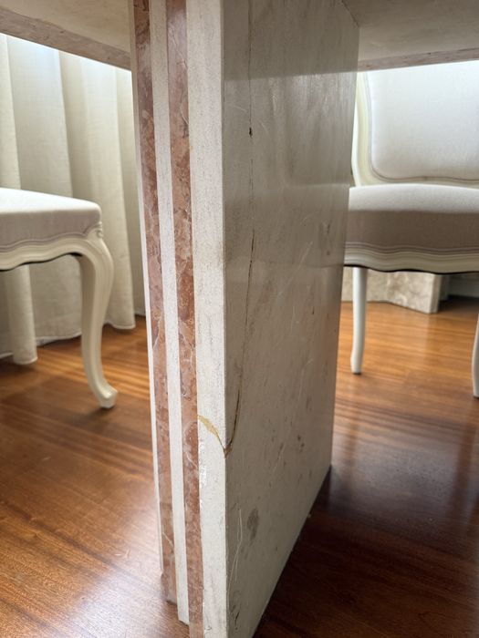 Mesa de Jantar em Mármore Maciço (1,80m x 1,00m)