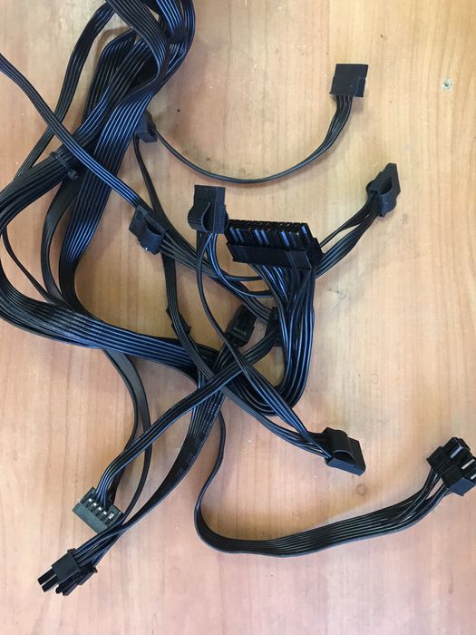 Блок живлення Thermaltake TR2 S Series 600W. Стандарт 80+EU