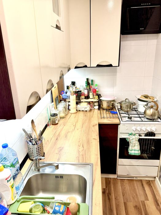 Sprzedam mieszkanie dwa pokoje na osiedlu Wschód 42 m² super lokalizacja - Widok 4