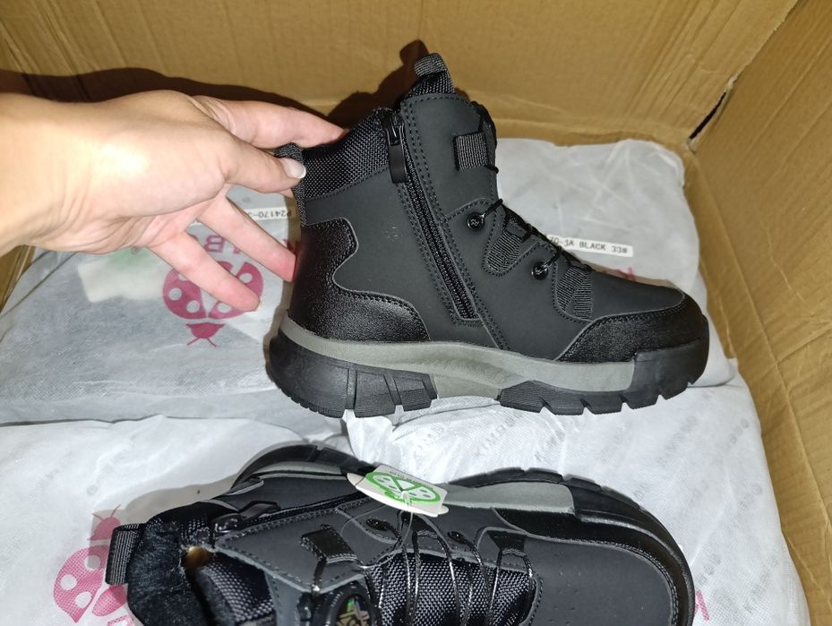 Зимові термо ботінки хайтопи чоботи для хлопчика чорні зимние ботинки