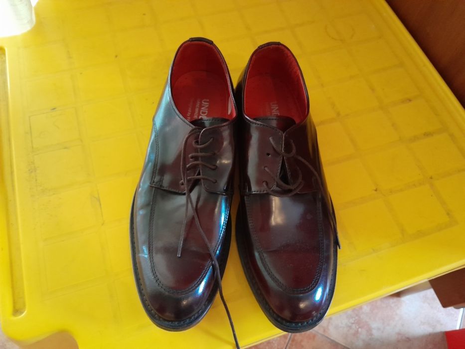 Sapatos homem under blue verniz 39