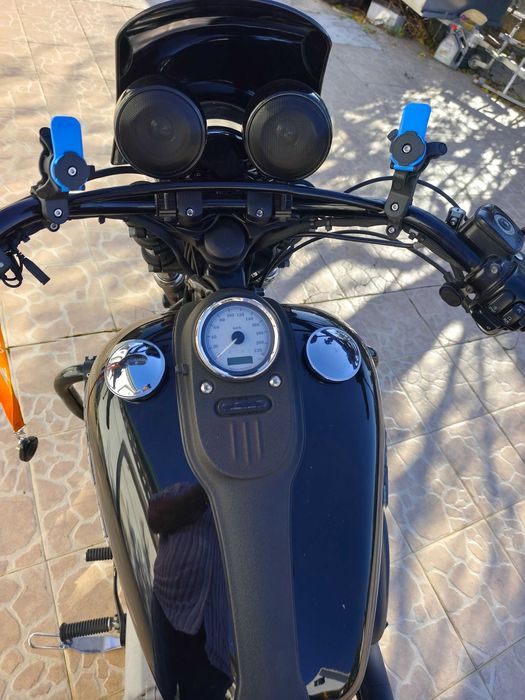 Street Bob em boas condições