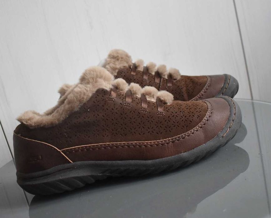 Buty wsuwane 38 ocieplane JBU Jambu pianka memory wygodne lekkie ciepłe