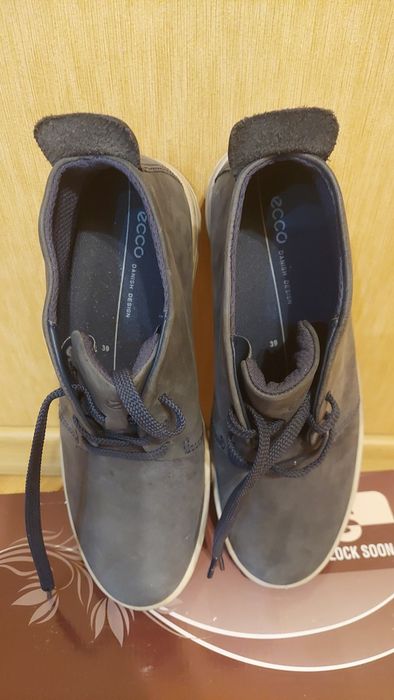 Продам Ботінкі ECCO