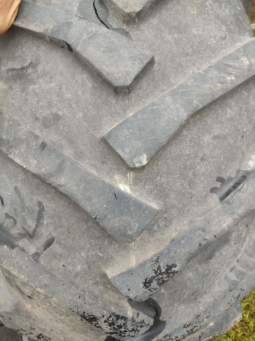 Продам шину 20х20 для комбайна