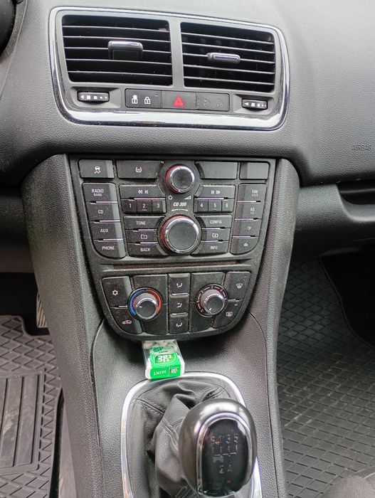 Opel Meriva B 1,4T 120KM