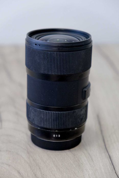 Sigma Art AF 18-35mm F1.8 DC HSM - Cannon