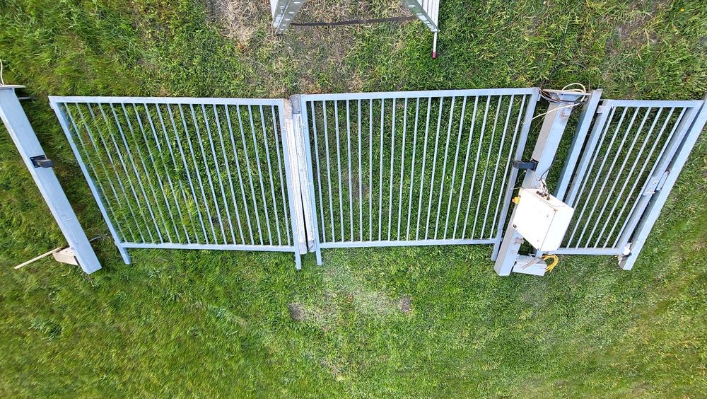 Bardzo duża szwedzka brama 5m + furtka. 2,45m wysokości, Transport