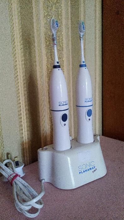 Электрическая зубная щетка Sonic Plakaway Duo B191 2е цена как за одну