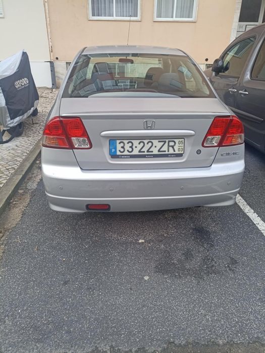 Vendo Honda Civic  1.3 híbrido ano 2005 a precisar de embraiagem